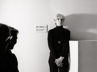 Человек в маске: антиэстетика Энди Уорхола