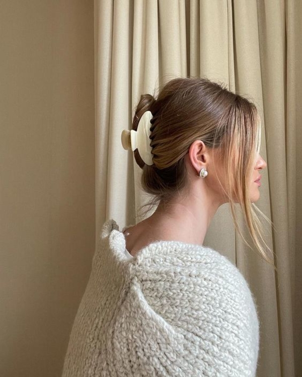 ТОП-7 способов красиво уложить челку