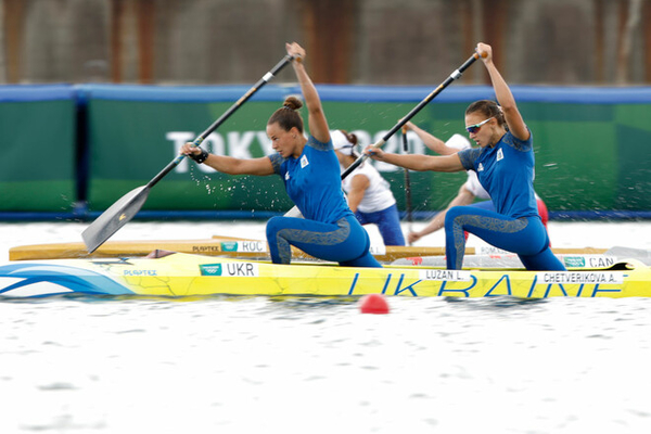 Лузан и Четверикова завоевали "серебро" Олимпиады в каноэ-двойке