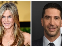 Дженнифер Энистон заподозрили в романе с Дэвидом Швиммером