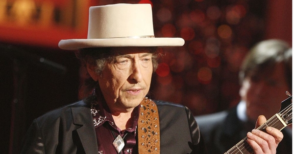 Новый скандал: Боба Дилана обвинили в изнасиловании 12-летнего ребенка