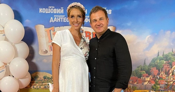 Катя Осадчая родила третьего ребенка