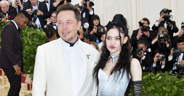 Возлюбленная Илона Маска показала на видео их общего ребенка