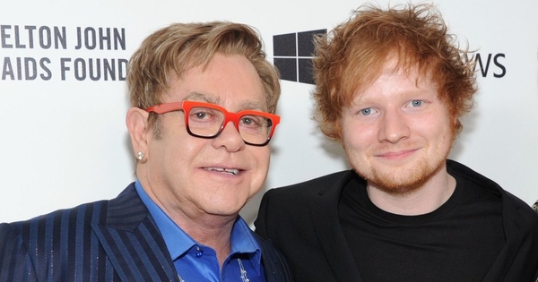 Эд Ширан сделал пошлый подарок Элтону Джону