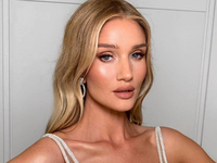 Стильно и удобно: идеальный образ на каждый день от Роузи Хантингтон-Уайтли