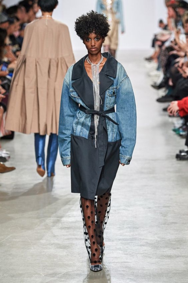 Модные тренчи и плащи на осень 2021