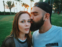 "10 лет нашей семье": Юлия Санина и Вал Бебко впервые показали фото со свадьбы