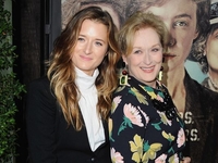 35-летняя дочь Мерил Стрип вышла замуж за известного диджея