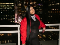 Певица Cardi B стала мамой во второй раз