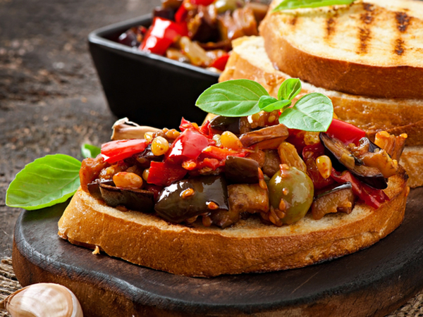 Что приготовить из баклажанов: 3 лучших рецепта