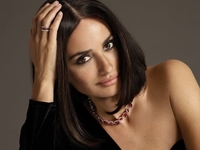 Что носит лучшая актриса Венецианского кинофестиваля Пенелопа Крус на церемонии закрытия?