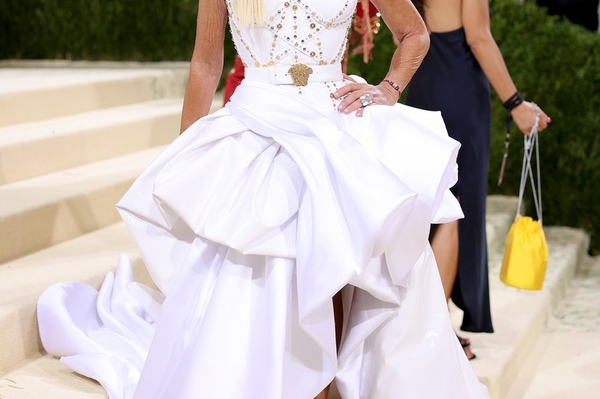 Донателла Версаче в Versace / Getty