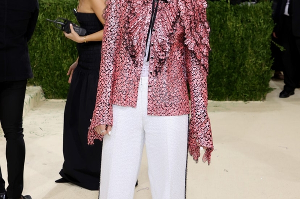 Кристен Стюарт в Chanel / Getty