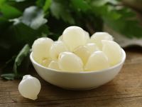 Как приготовить маринованные луковки