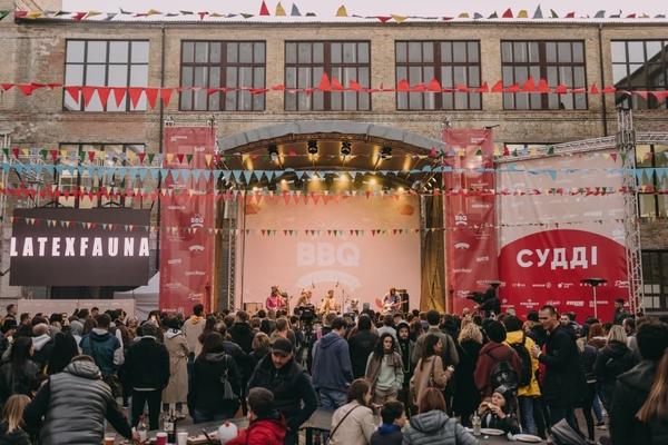 Гайд Ulichnaya Eda.BBQ: где поесть, куда пойти и кого послушать