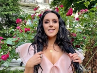 Джамала приобрела участок рядом с домом Дорофеевой – СМИ