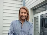 Олег Винник впервые рассекретил, в какой стране отметил 48-летие