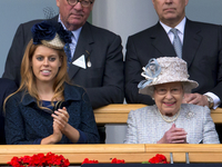 95-летняя Елизавета II в 12-й раз стала прабабушкой