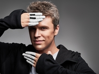 Теплый семейный концерт: Евгений Хмара сыграет камерную программу в Caribbean Club