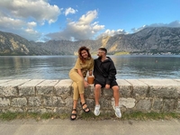 MONATIK отправился в романтическое путешествие с женой: фото и видео