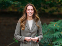 Самая модная юбка осени 2021: показывает Кейт Миддлтон