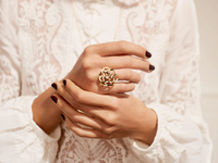 Ювелирный этикет: как правильно носить украшения?