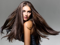 Доступные и эффективные: ТОП-3 аптечных средства для роста волос