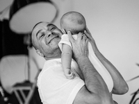 Большая разница в возрасте: Виктор Павлик поделился переживаниями о младшем сыне