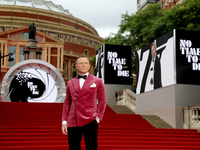 Любимая девушка Бонда: Дэниел Крейг похвастался взрослой дочерью