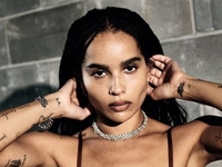 Зои Кравиц рассказала о тяжелом разводе с бывшим мужем