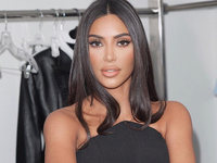 Шуба, которая сверкает ярче бриллианта: модный выход Ким Кардашьян