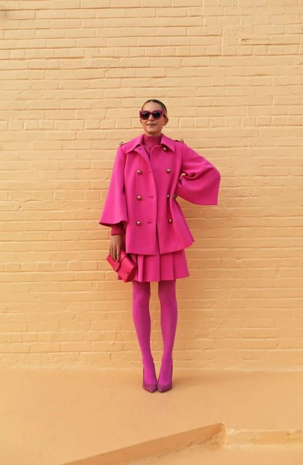 Розовые колготки