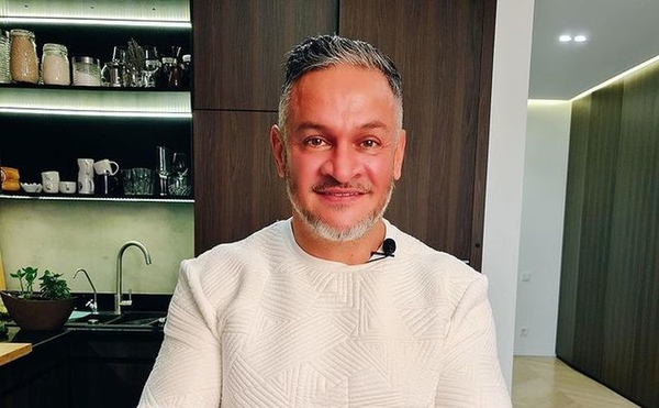 Как брат и сестра: Эктор Хименес-Браво показал свою маму