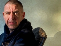 Основатель группы «Ляпис Трубецкой» избил фаната: новые подробности и видео драки