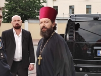 Фильм, который спасает от осенней хандры: комедия «Бурштинові копи» в прокате