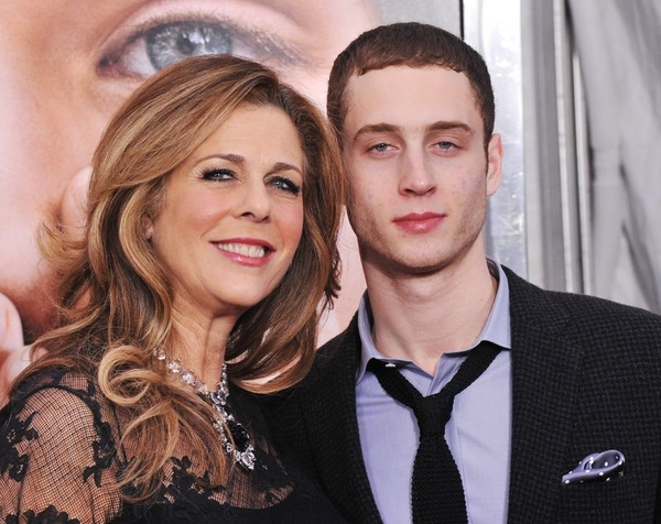 Чет Хэнкс с матерью