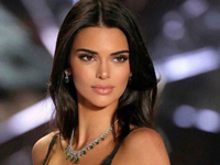 Самая модная ковбойская шляпа, которую вы только видели: показывает Кендалл Дженнер