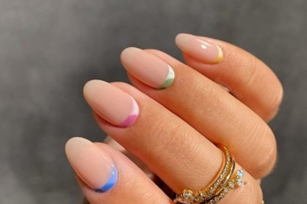 Модный цветной френч 2021 / Pinterest