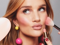 5 недорогих лайфхаков от визажистов, которые помогут выглядеть на миллион