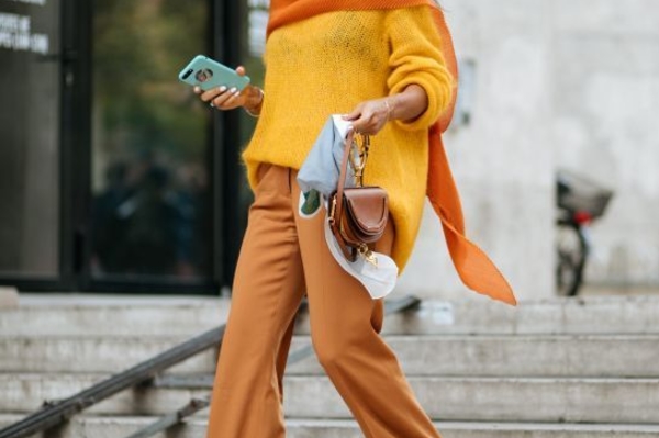 Модный яркий свитер на осень 2021 / Pinterest