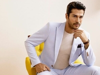 Звезду «Великолепного века» Бурака Озчивита могут посадить в тюрьму на 4 года