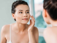 4 вечерние привычки, которые вредят вашей коже