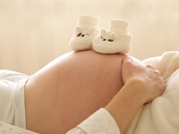 В какие дни больше шансов забеременеть: календарь зачатия на 2022 год