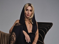 Светлана Лобода показала подросших дочерей: фото