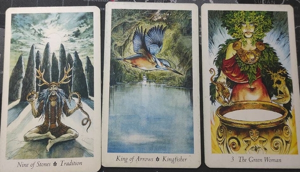 12 декабря 2021: 9 камней, король стрел, зеленая женщина/Foto:instagram.com/industrial_witchcraft