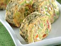 Рецепт дня: роллы из омлета с овощами