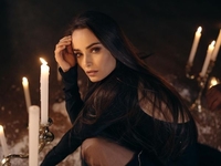 «Бывший подарил»: Ксения Мишина назвала самую дорогую вещь в гардеробе